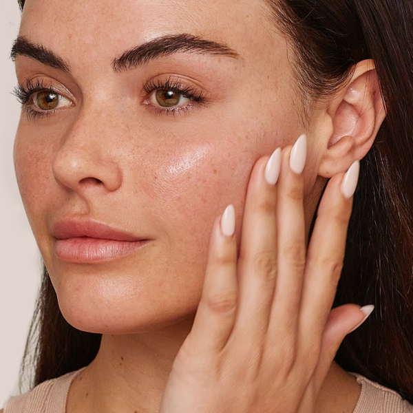 Smooth Affair® Brightening Face Primer - Image 7